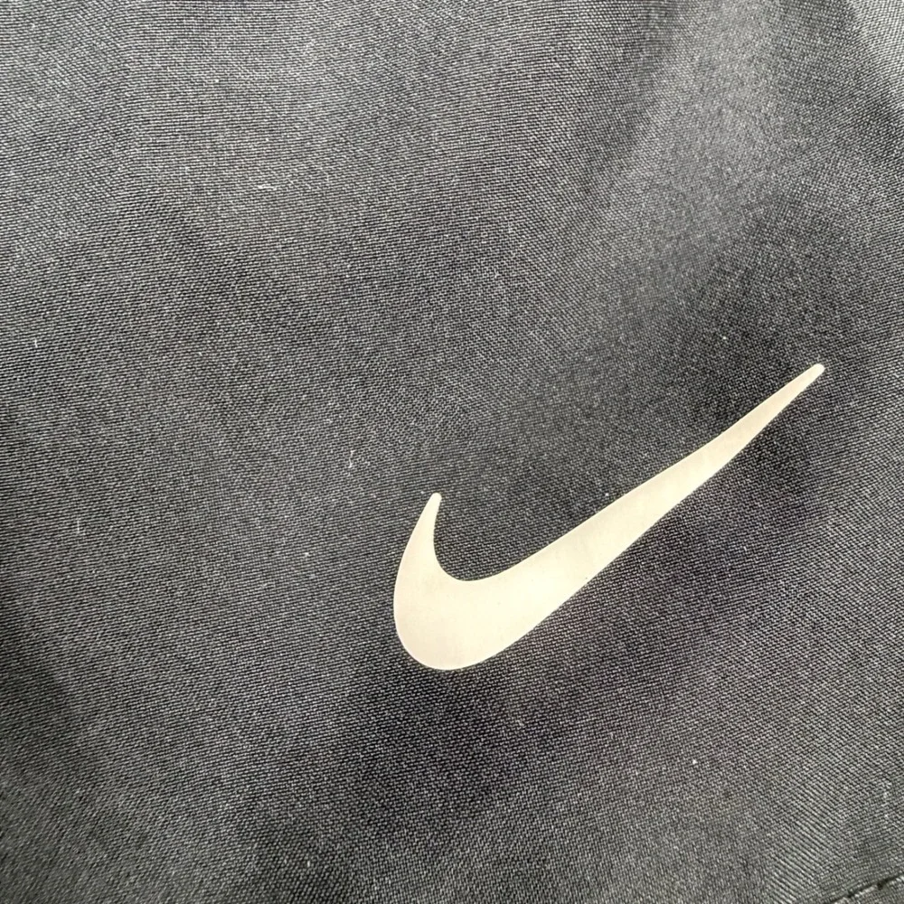 Nike Kids Dri-FIT Black Athletic Shorts Size Large L Swoosh Logo Activewear